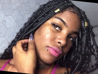 French Ebony Babe in HD Fetish Show